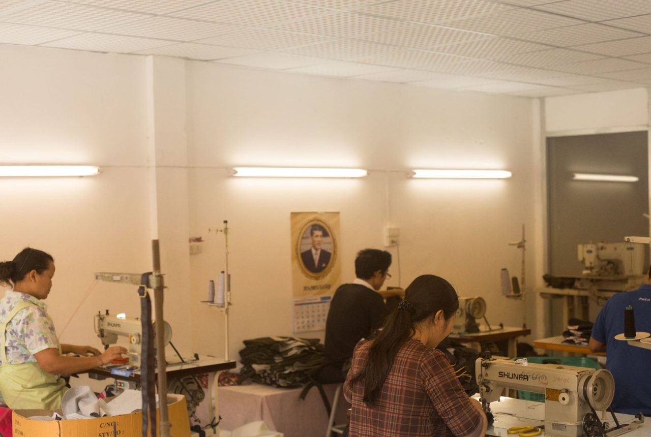 โรงเย็บภายในโรงงาน CK NAKA