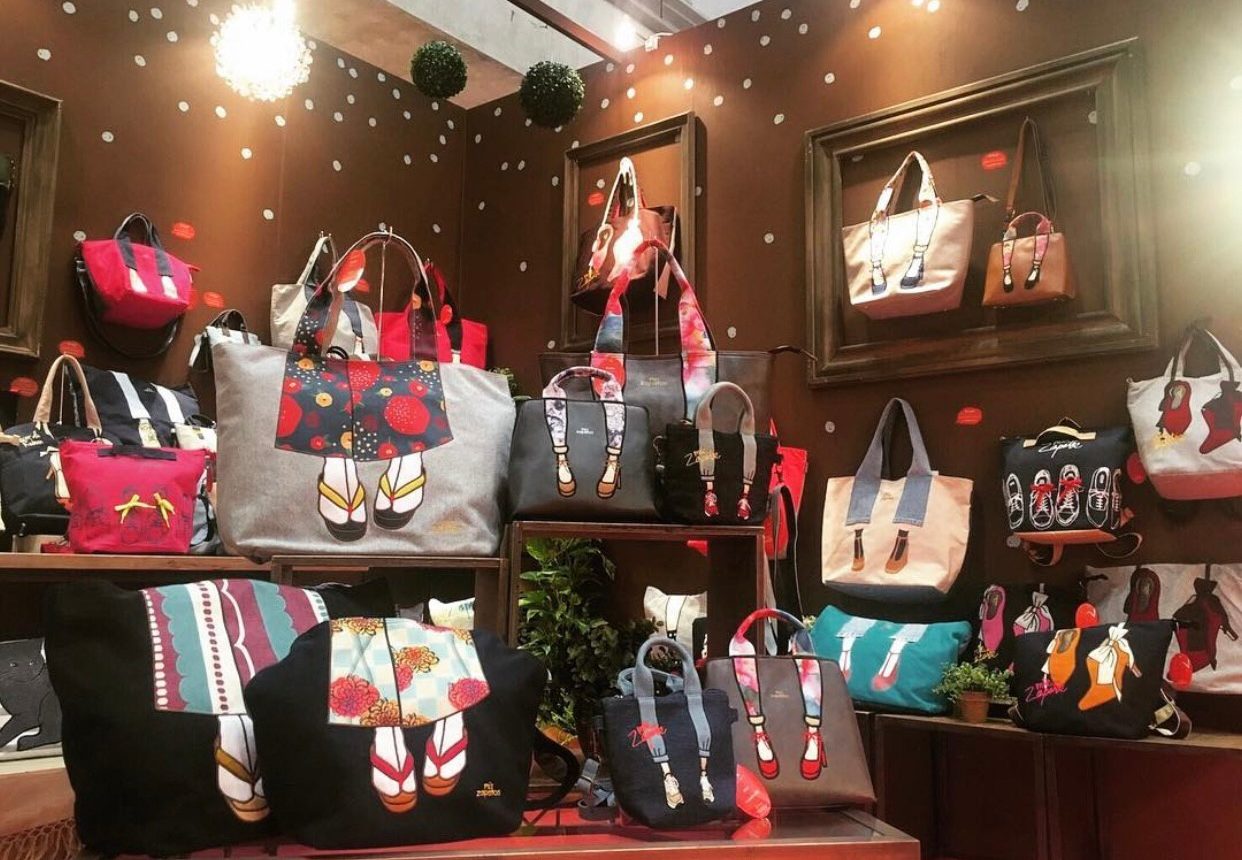 กระเป๋า Mis Zapatos #1819 ผลงานผลิตโดยโรงงาน CKNAKA